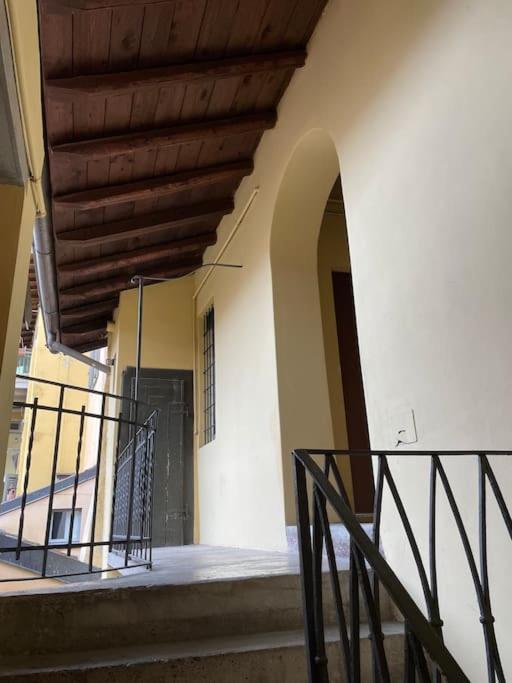Accademia Love Apartment Bergamo Exterior photo